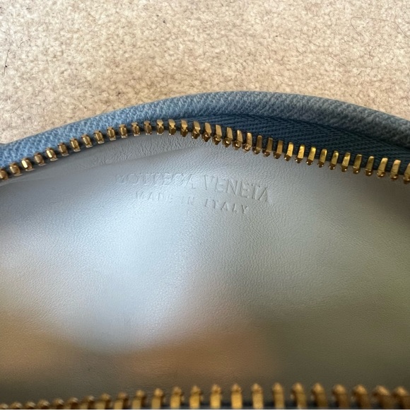 Bottega Veneta Denim leather mini Jodie bag blue - Picture 6 of 8